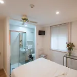 Mino Hotel