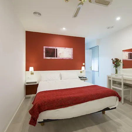 Mino Hotell