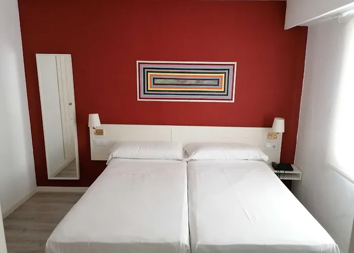 Mino Hotell