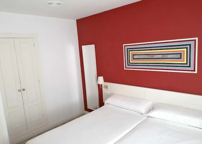 Mino Hotell Ourense