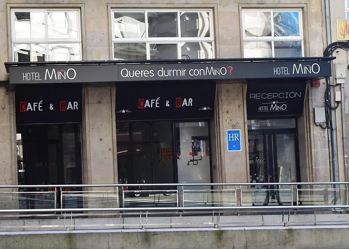 Mino Hotell *